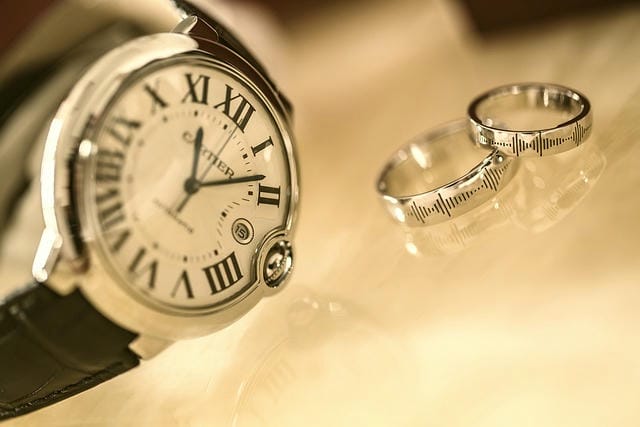 朝の光に輝く奇跡の時計パテックフィリップが紡ぐ永遠の価値と伝統
